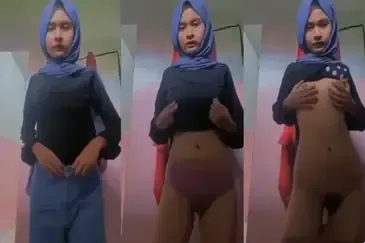 ABG Hijab Digoyang Keras Sampai Basah Viral Indo Hot